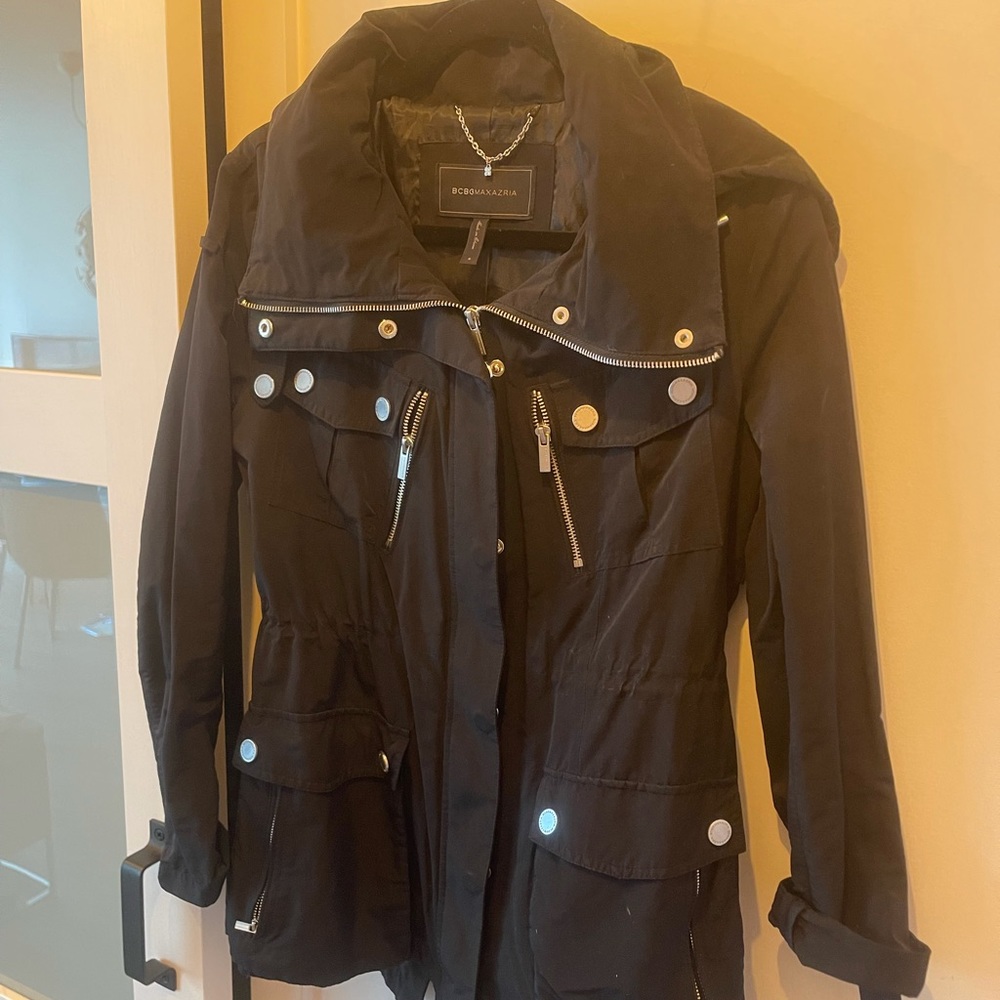 BCBG rain coat SMALL
